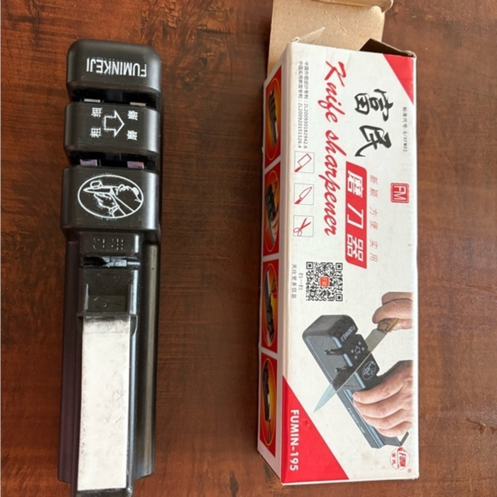 Multi-Stage Knife‎ & Scissors Sharpener – Handheld Kitchen Blade Sharpening Tool